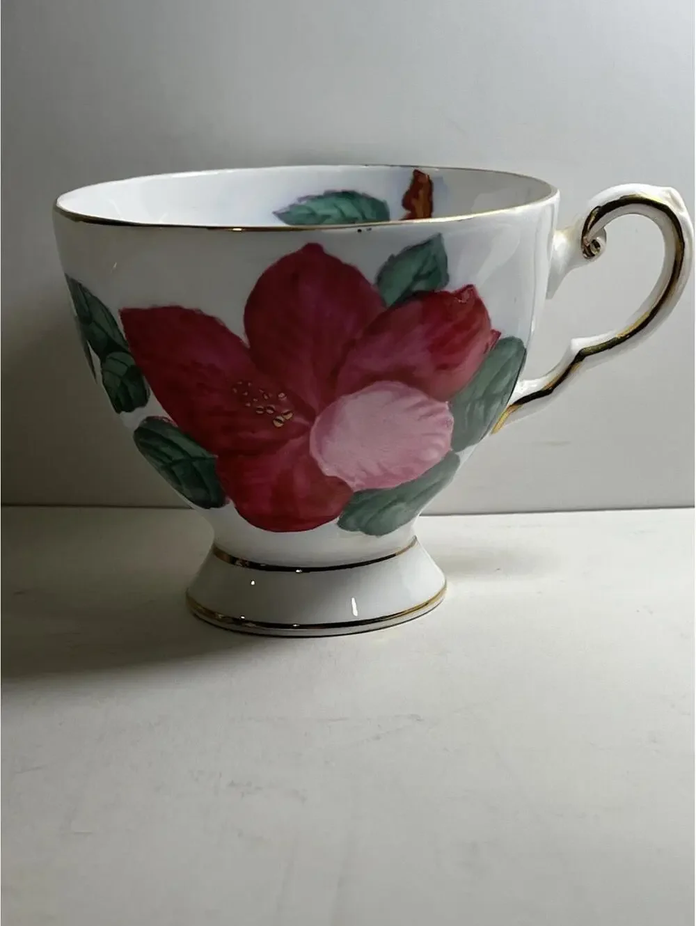 VTG Tuscan Hawaiian Flowers Red Hibiscus England Bone China Tea Cup & Saucer